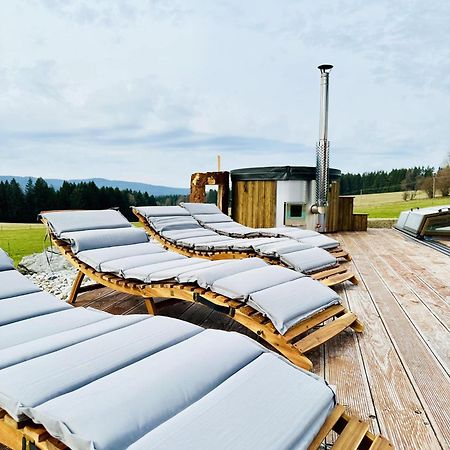 Farma Nahlov Lägenhet Frymburk Exteriör bild